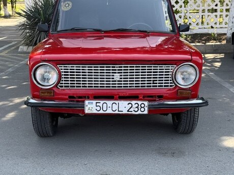 LADA (VAZ) 21011 1981
