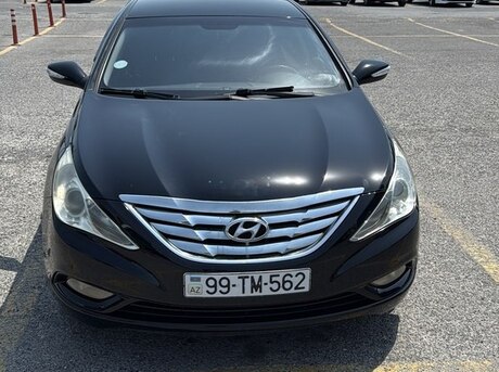 Hyundai Sonata 2010