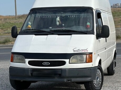 Ford Transit 2000