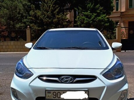 Hyundai Accent 2011