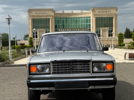 LADA (VAZ) 2107 2010