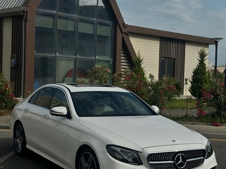 Mercedes E 300