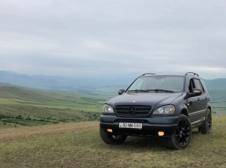 Mercedes ML 320 4MATIC 2001