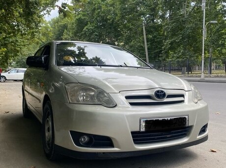 Toyota Corolla 2005