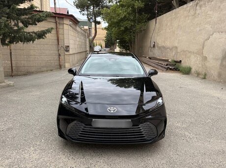 Toyota Camry 2024