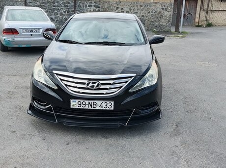 Hyundai Sonata 2010