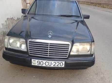Mercedes E 220