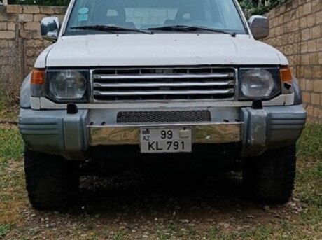 Mitsubishi Pajero 1995