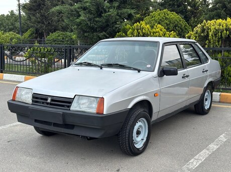 LADA (VAZ) 21099 2001