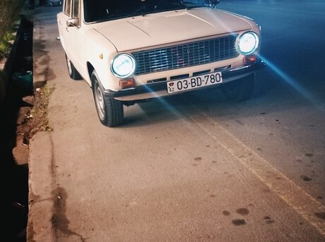 LADA (VAZ) 21011 1977