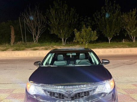 Toyota Camry 2012