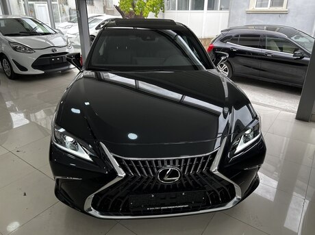 Lexus ES 300h 2023