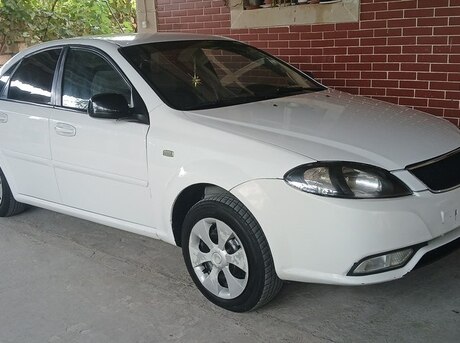 Daewoo Gentra 2014
