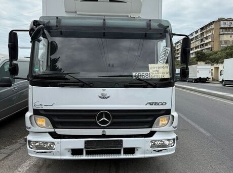 Mercedes Atego 818