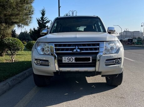 Mitsubishi Pajero 2017