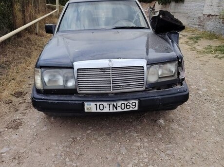 Mercedes E 200 1990