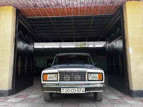 LADA (VAZ) 2107 2010