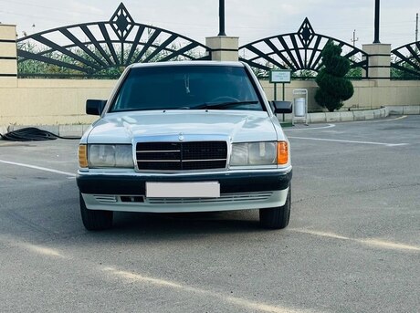 Mercedes 190 1992
