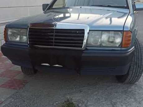 Mercedes 190 1990