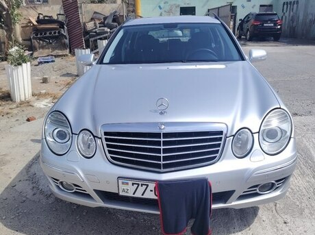 Mercedes E 200 2009