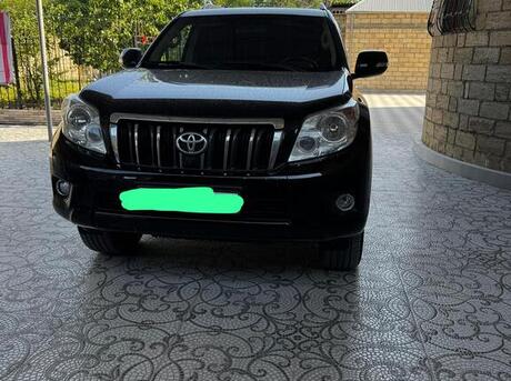 Toyota Land Cruiser Prado 2010