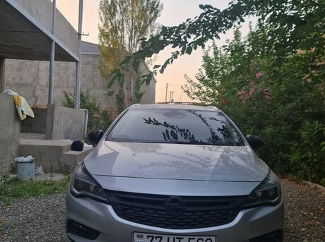 Opel Astra 2018