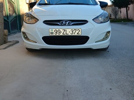 Hyundai Accent 2013