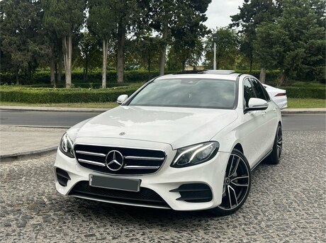 Mercedes E 300