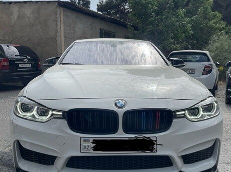 BMW 328 2015