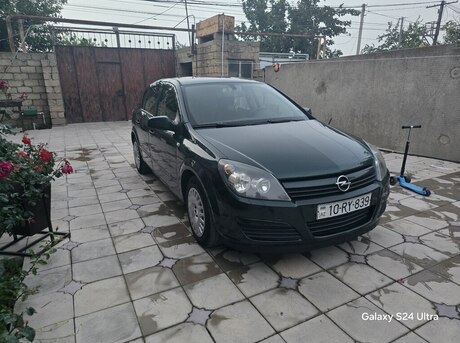 Opel Astra 2004