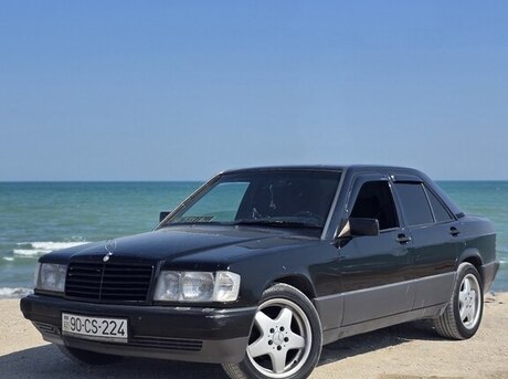 Mercedes 190