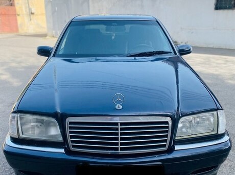 Mercedes C 230