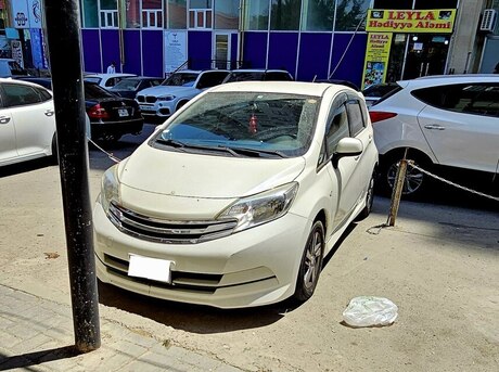 Nissan Note 2012