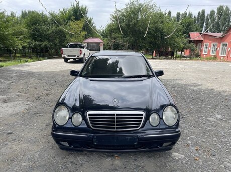 Mercedes E 240 1999