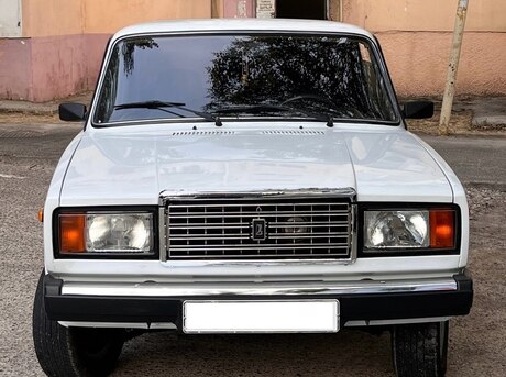 LADA (VAZ) 2107 2010