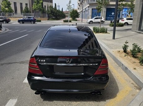 Mercedes E 350 4MATIC 2006