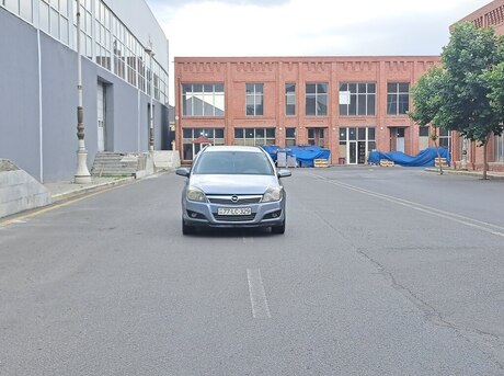 Opel Astra 2007