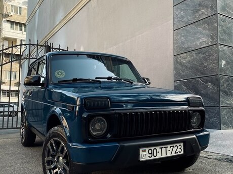 LADA (VAZ) Niva 2015