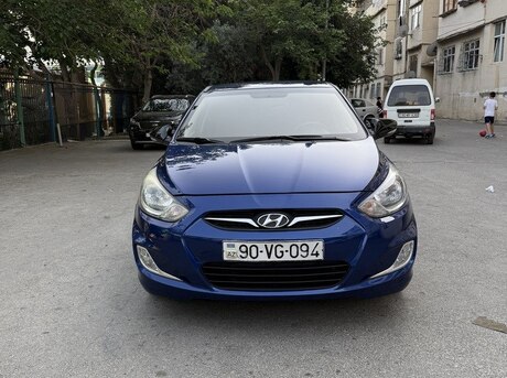 Hyundai Accent 2012