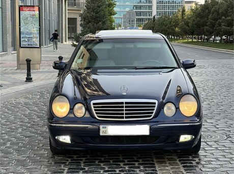 Mercedes E 240 2000