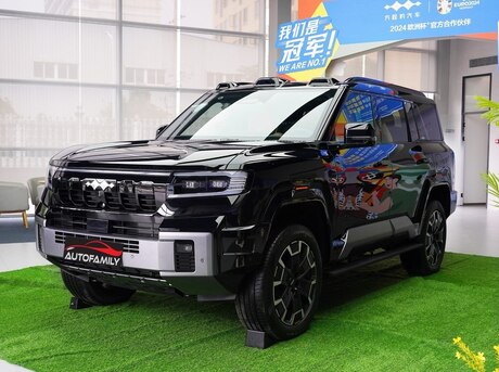 BYD Leopard 8