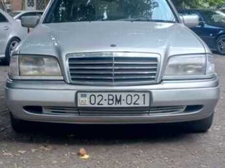 Mercedes C 180
