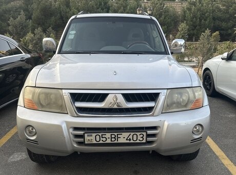 Mitsubishi Pajero 2003