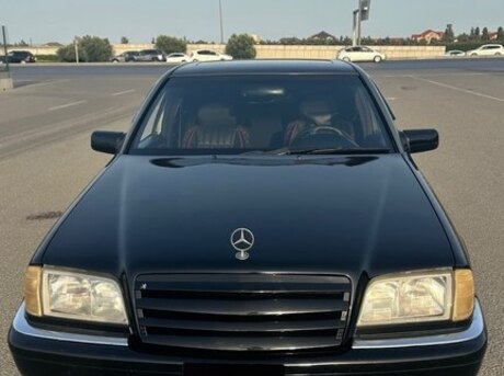 Mercedes C 230
