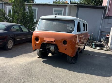 UAZ 33036