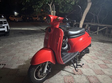 Vespa  2023