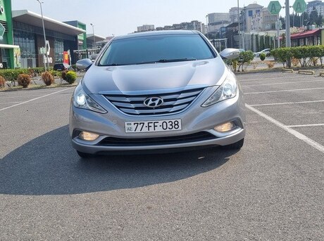 Hyundai Sonata 2010