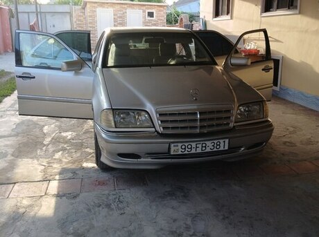 Mercedes C 200 1999