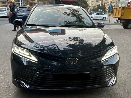 Toyota Camry 2019