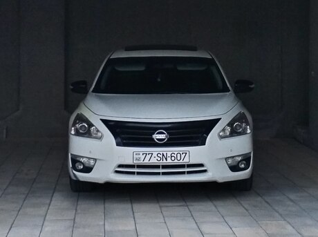Nissan Altima